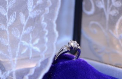 結婚指輪のダイヤモンド
